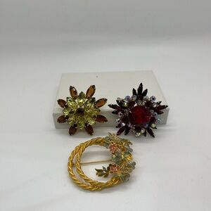 Elegant Floral Brooch Set - Gold, Red, Yellow